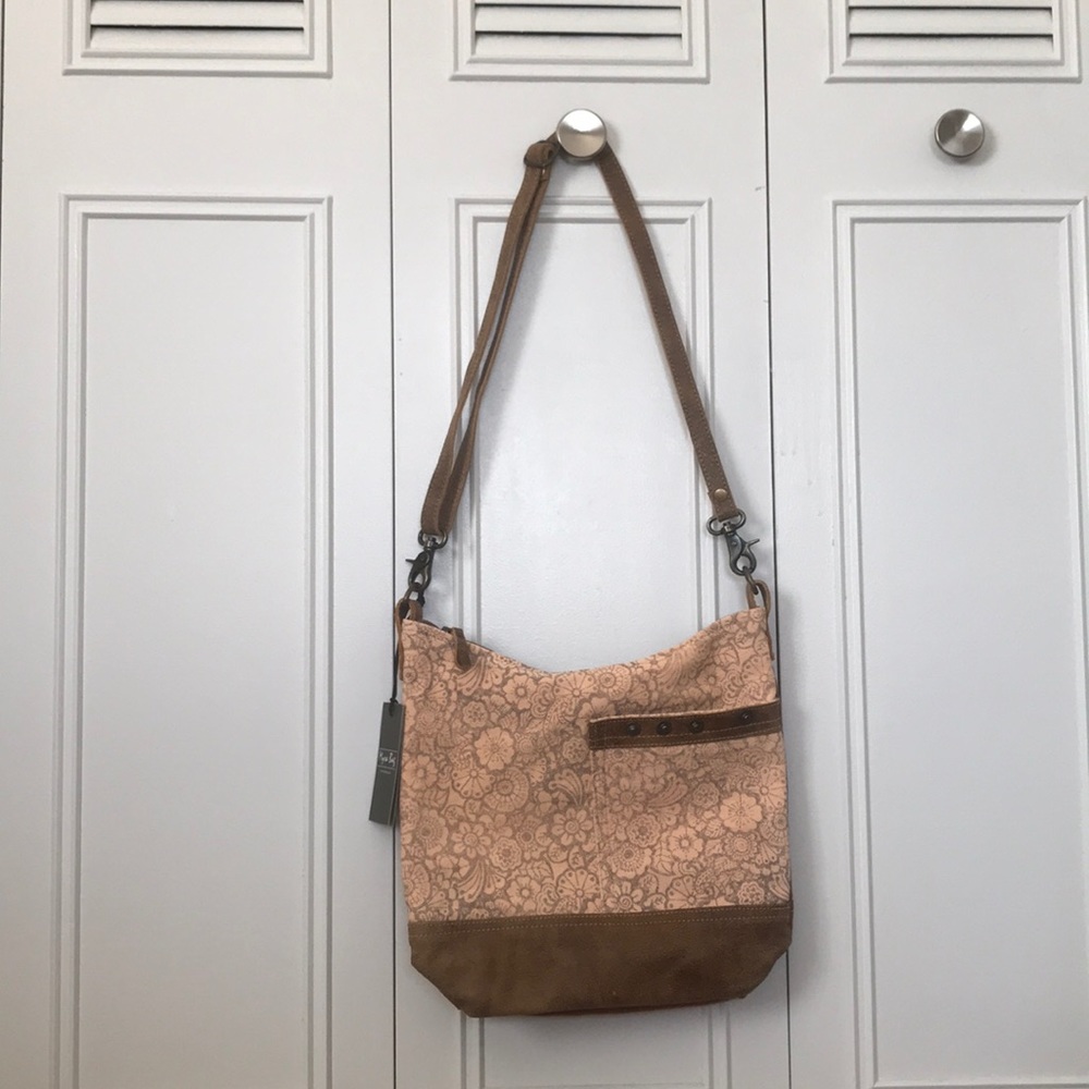 New Vintage Style Shoulder Bag